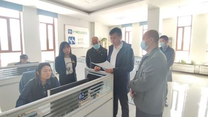 遲君德調(diào)研對(duì)接12333人社咨詢服務(wù)中心與110接警中心，共促社會(huì)經(jīng)濟(jì)咨詢服務(wù)效能提升